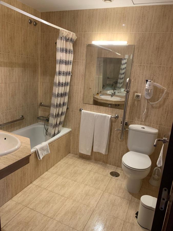 Hotel Barreiro Лейра Экстерьер фото